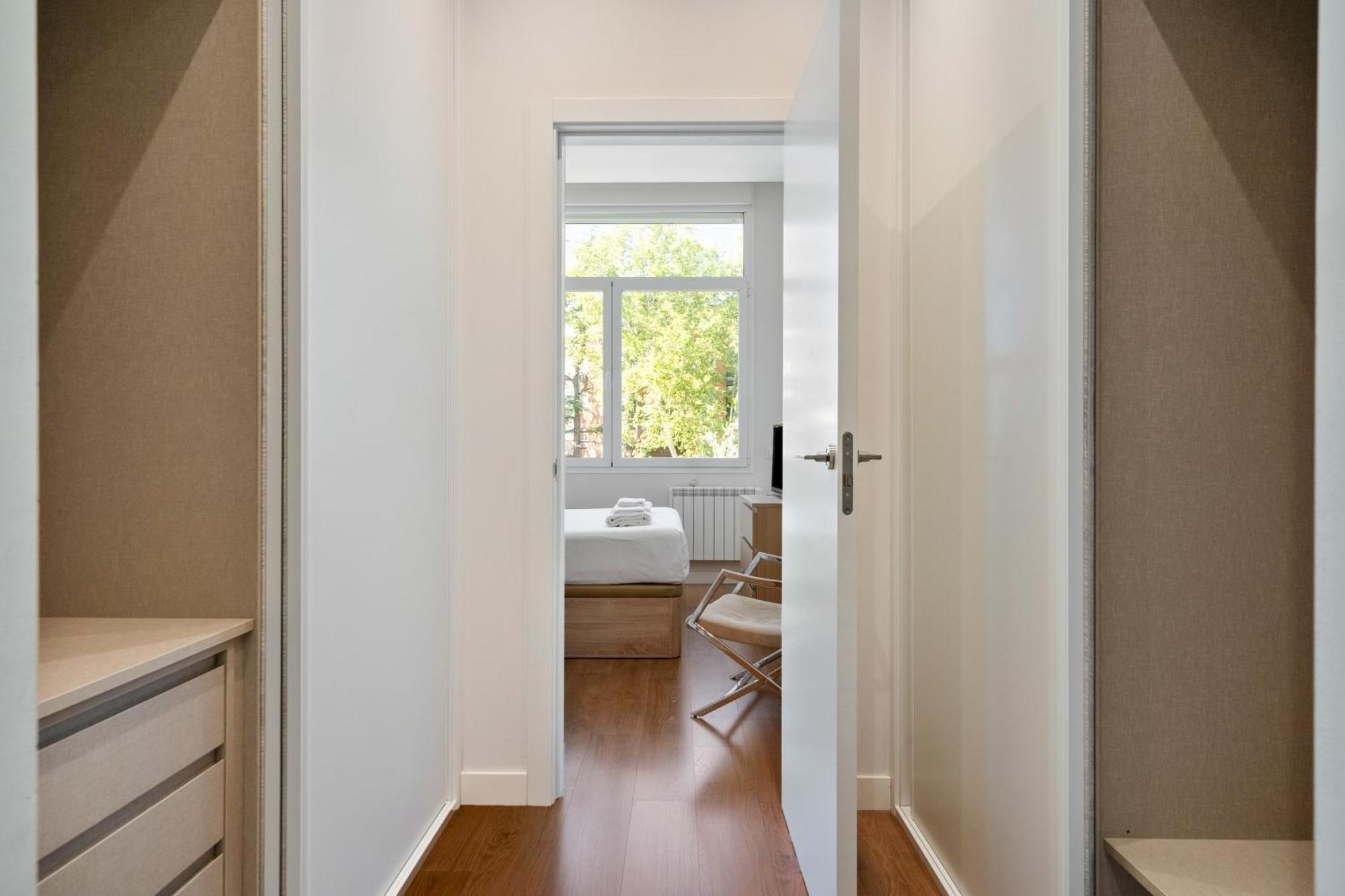 Unico Chamartin Apartament