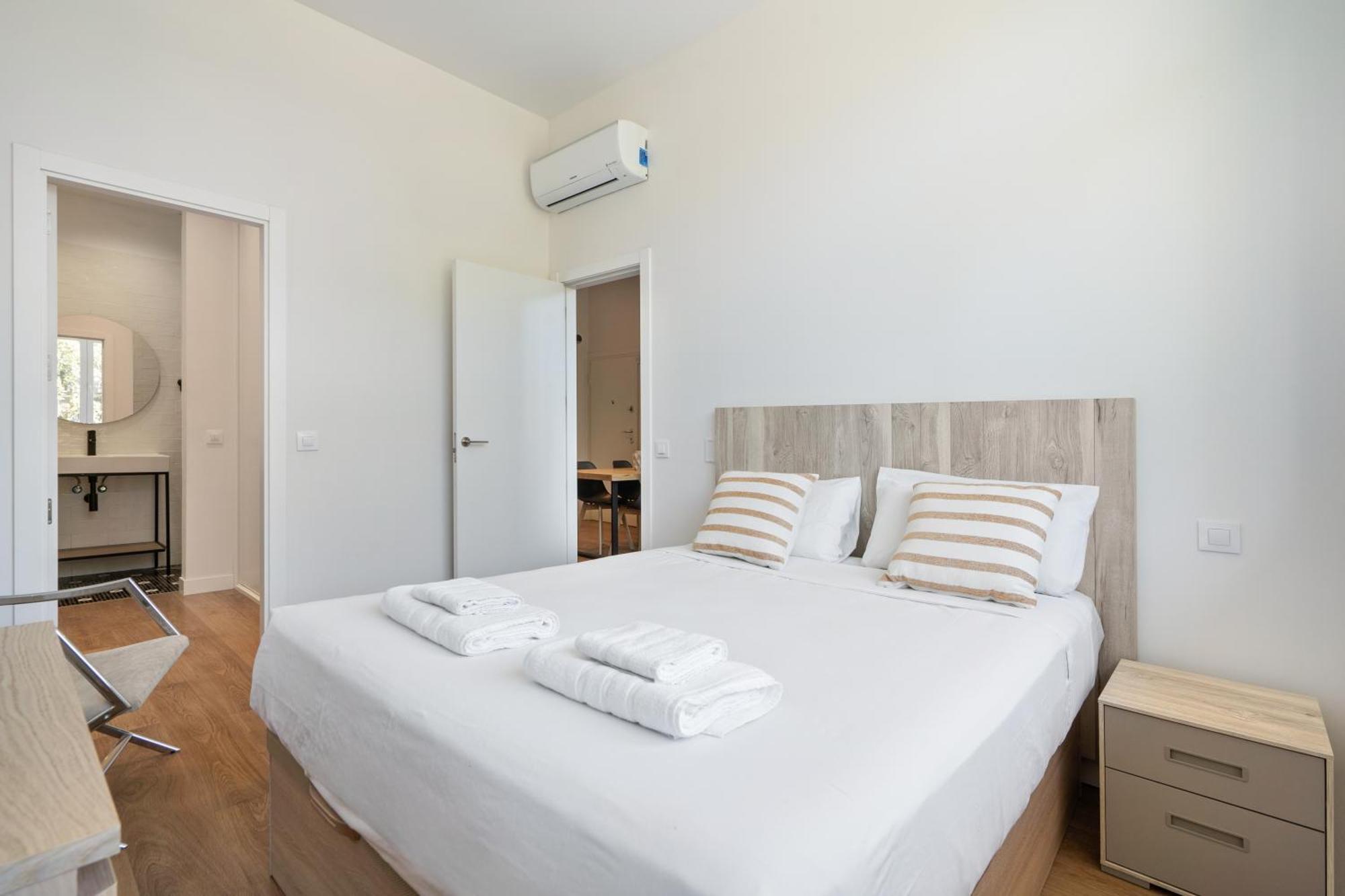 Unico Chamartin Apartament